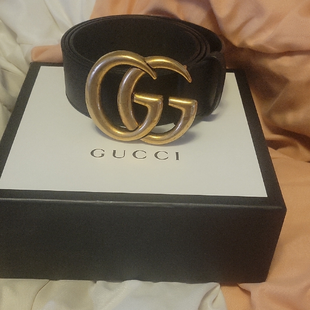 Gucci Black Belt with Gold GG Buckle